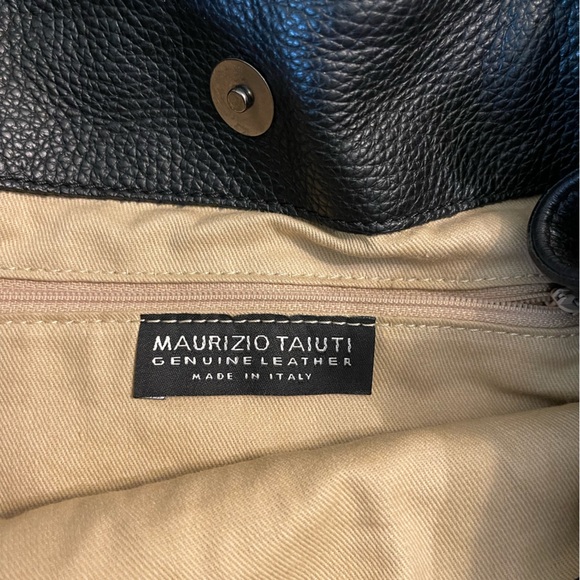 Maurizio Taiuti Black Leather Purse - Picture 9 of 9